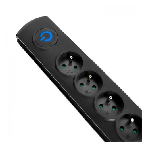 Qoltec Surge protector 6 AC outlet(s) 3m Black